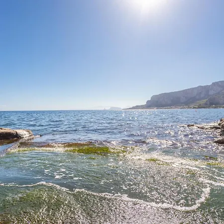 Flat Blu Mondello Daire Palermo