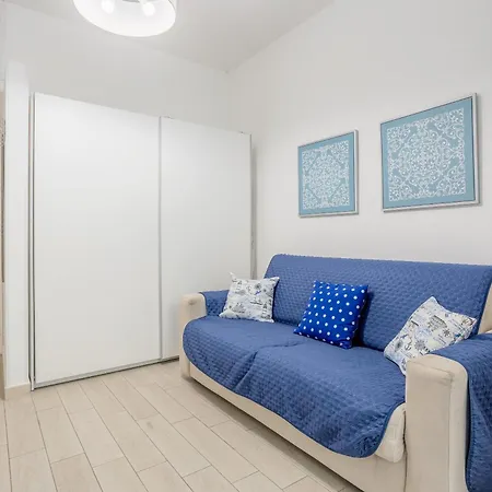 Apartment Flat Blu Mondello